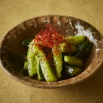 さっぱりとした味付けにほのかに感じるにんにくの風味。箸がとまりません。
