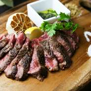 ポンドステーキで、美味しく楽しい夜に。