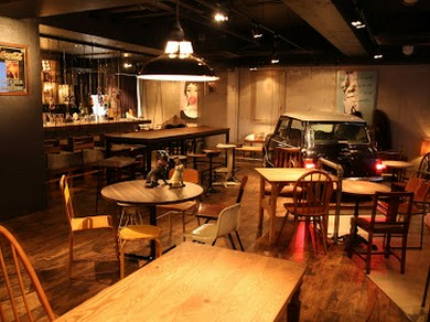 様々なタイプの個室で。接待のご利用にも