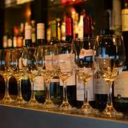 全15種類のワインがグラスでお楽しみいただけます