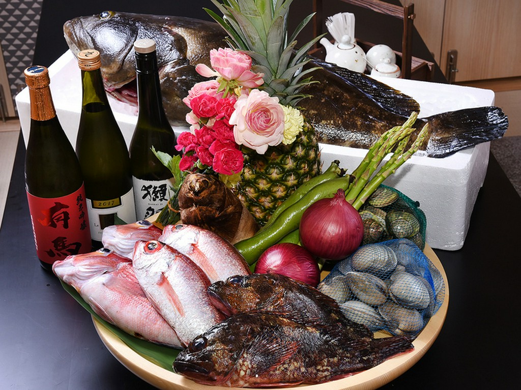 九州産の野菜に九州近海で獲れた新鮮な魚　地元の味を堪能できる