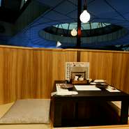 座敷は掘りごたつになっており、2名様からご利用いただけます。