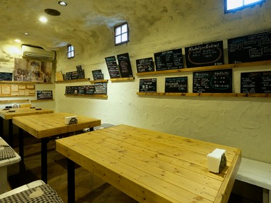 カフェデートから、お酒でまったり夜のデートまで