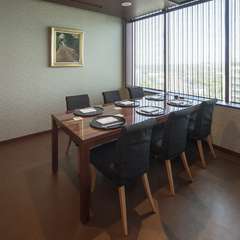 子ども連れでも利用できる個室で、家族揃っての会食