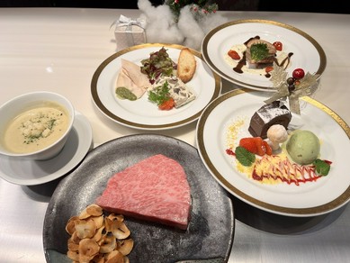 クリスマス限定コースがある