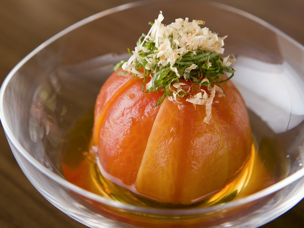 甘酸っぱさと鰹の風味がトマトによく合う『トマトの土佐酢漬け』