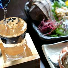 コースでも単品でもOK。多彩なお酒を楽しめる飲み放題プラン