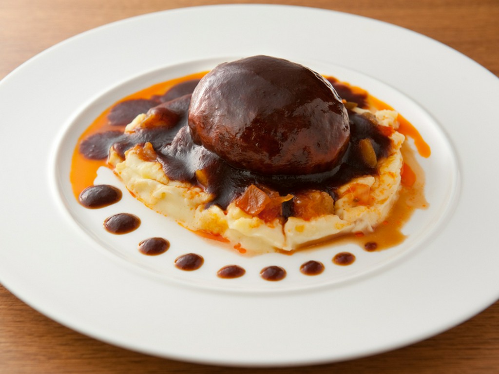 1つのハンバーグで牛肉のいろんな美味しさを味わえる『ハンバーグステーキ～4種類の部位を使って～』