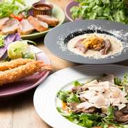 野菜をふんだんに取り入れたヘルシーな料理が多く、女性のお客様に人気。明るく開放的な雰囲気で、子ども連れでも利用しやすく、ファミリーでのランチやディナーにもおすすめです。