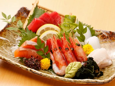 『五種造り』　※画像は一例です。季節・仕入れによって内容は変わります。