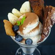 ガトーショコラ＆バナナパフェ