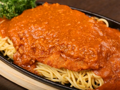 札幌で食べられる釧路のソウルフード『スパカツ』 ※数量限定(鉄皿or皿)