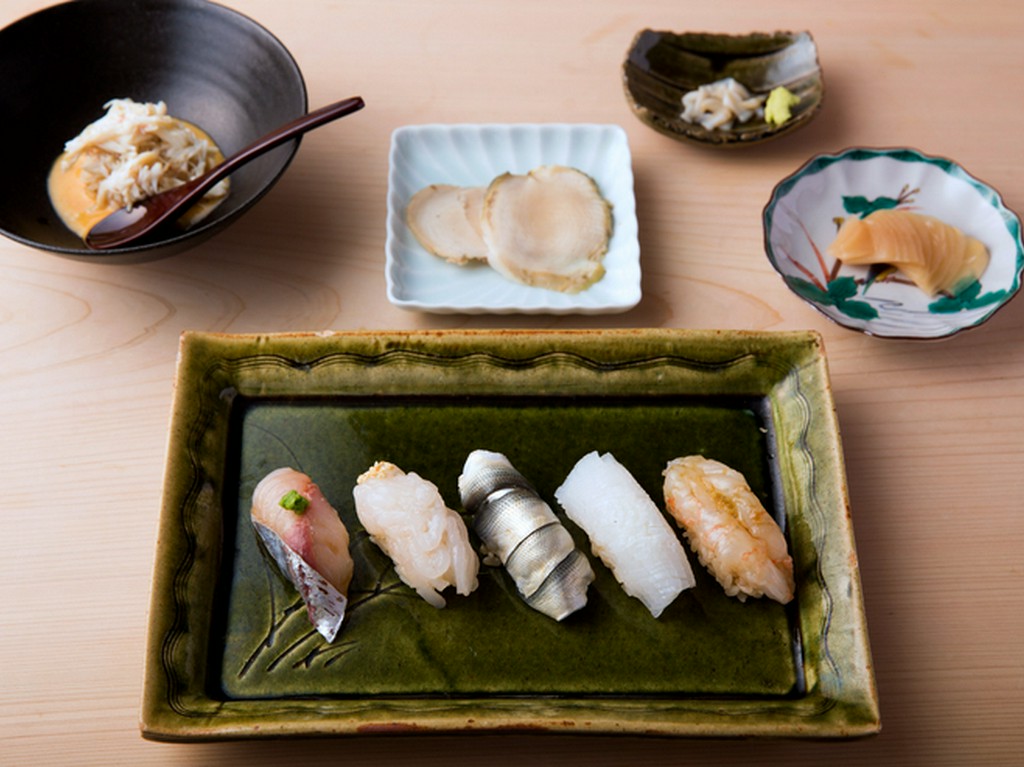 毎朝訪れるからこそ、旬の極上魚を扱える