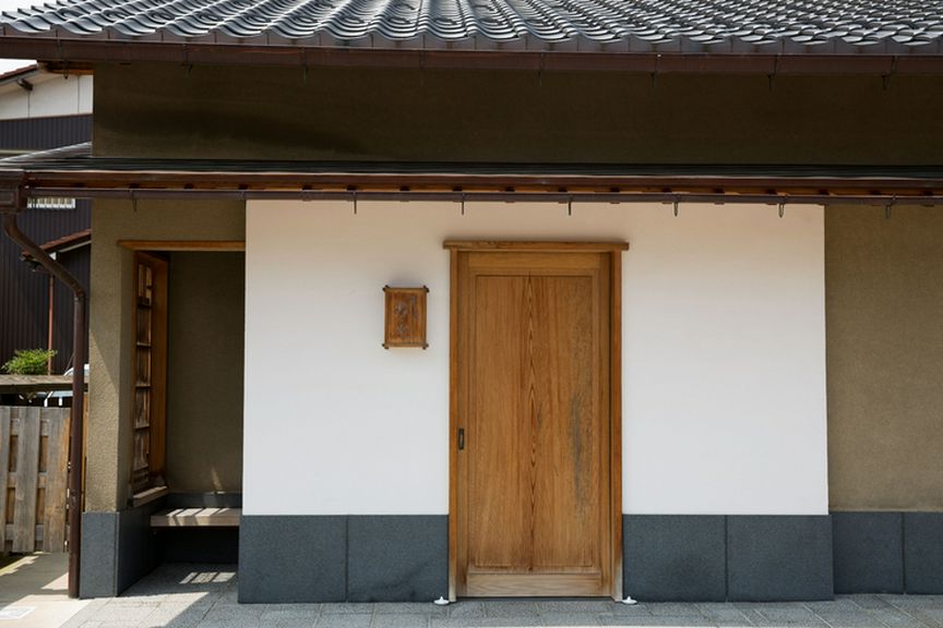 何もない住宅街にひっそりと佇む、まさに隠れ家的名店