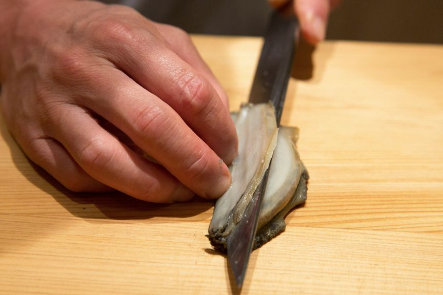 極上の食感を奏でるアワビなど、食材の長所を限界まで引き出す