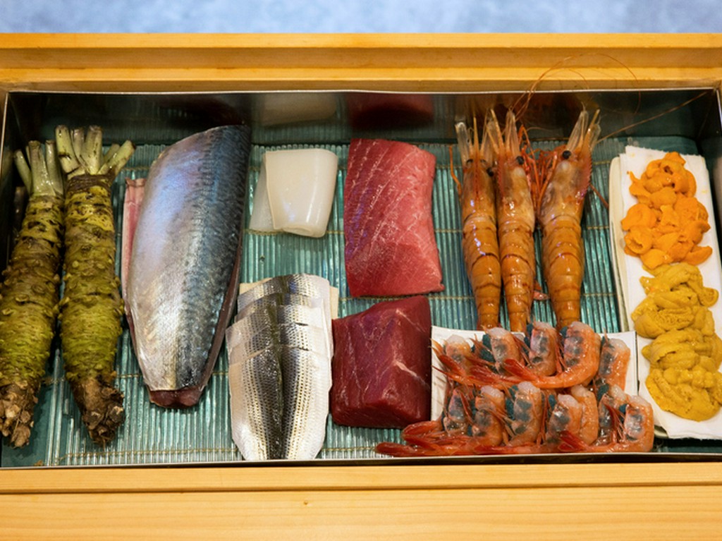 トータルの流れを大切に、その時期最も旨い魚介をセレクト