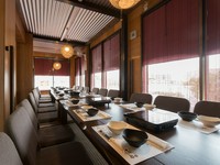 お料理を下記からお選び下さい
①しゃぶしゃぶ＋もつ鍋￥4，700（＋￥300でSD飲み放題）
②すき焼き＋もつ鍋￥4，700（＋￥300でSD飲み放題）
③あぐー宴会プラン(SD飲み放題含む)￥6，200
※ノンアル宴会もあります