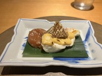 ※写真は4月の焼物です。
※毎月お料理の内容が変わります。
※アラカルトは2名様で召し上がれる位の量です。