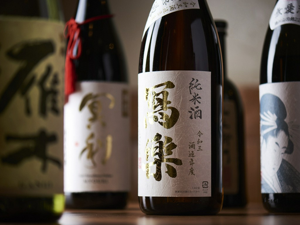 常時１５種類程の日本酒をご用意しております。