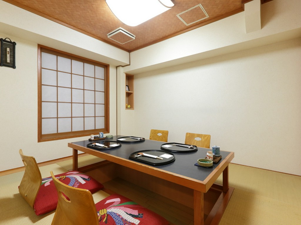 仕切られた空間での時間