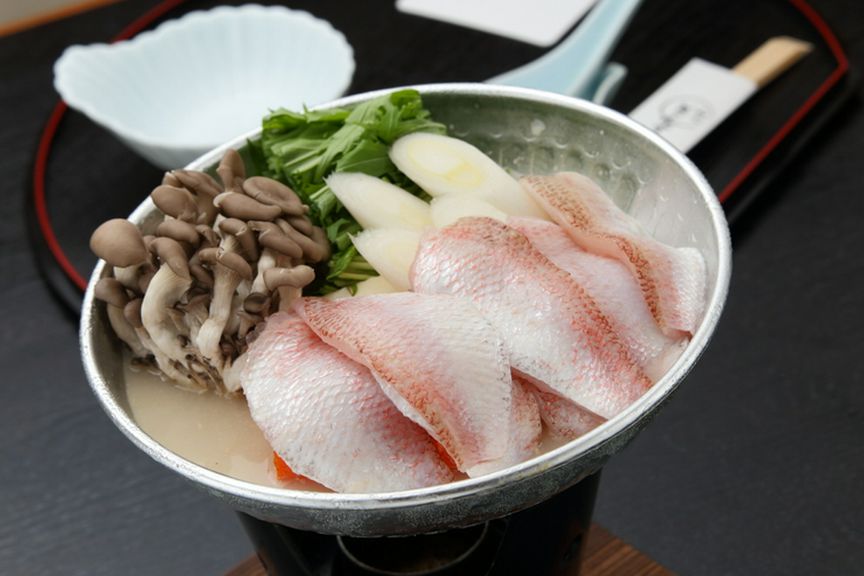 月毎に味わえる地方のお鍋を一年通して楽しめる