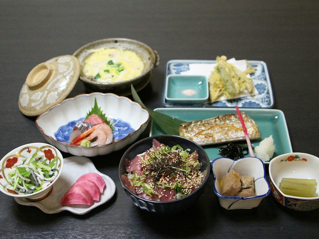 【全７品】人気のお鍋と食事付き！『ミニ懐石コース』