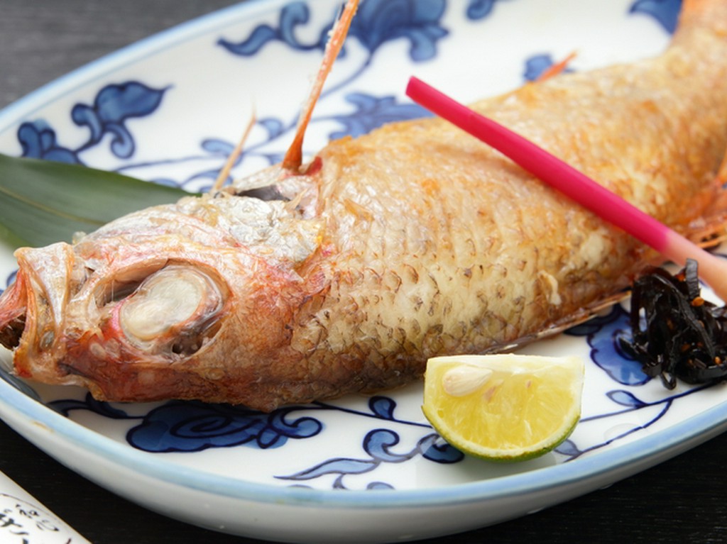肉厚で程よい脂がたまらない！高級魚『のどぐろの塩焼魚』