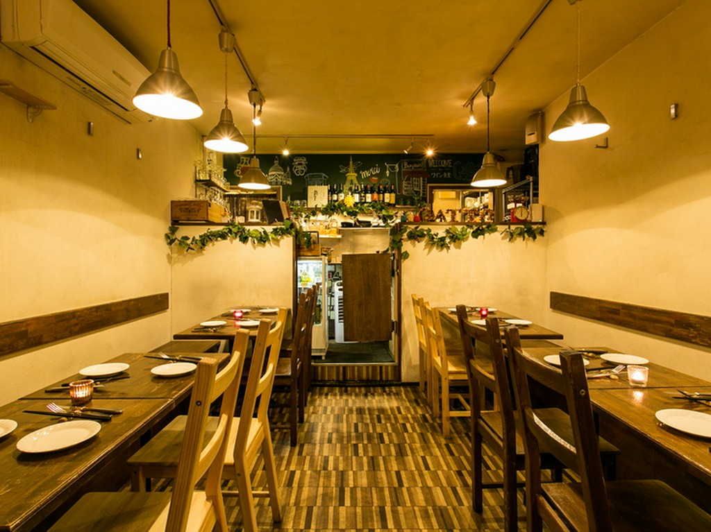 ホッと和む、大人の女子会にぴったりの雰囲気と料理＆ワイン