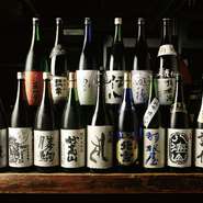 全国各地の日本酒・焼酎を取り揃えおります。