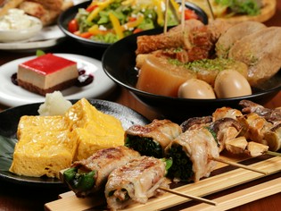 鮮度抜群＆おいしい地元の旬野菜を選りすぐり、多彩な創作串に
