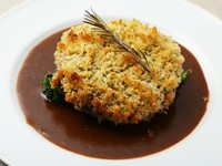 しっとりと柔らかい『仔羊のメンチカツレツ　ディアボロ風（マスタード風味）』