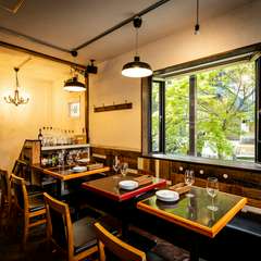 居心地の良い空間と気軽な表情のピッツェリア