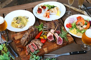 指定頂いた会場へ、レストランの味をお届けします。