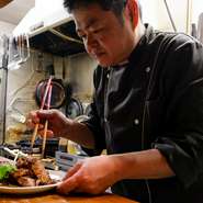 ヘルシーでボリューム満点の料理をお腹いっぱい食べて帰ってもらいたい。もう一軒、〆に何か…と言わせない料理を提供しています。量がすごい！と言われるととても嬉しい。満腹満足なおもてなしが川田流です。