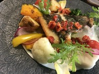 11-13時スタートまでのお昼のコースランチです。
お昼の時間帯はご予約不可なので特別な限定プランです。