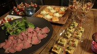 豊富な飲み放題メニューとお料理がついた各種パーティ、各種2次会に最適なプランをご用意しております。
また、ご予算に応じて最適なプランも組みますのでご相談ください!!