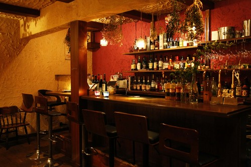 ２F カウンター席