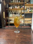 そりゃあコカコーラ買ってくりゃ簡単な話ですよ。みんな大好きだし(笑)。
でもそんな光景を店で見ていると思うところあり、どうせ飲むなら明日の体に少しでも良いものを摂っていただきたく、自分くで作りました。