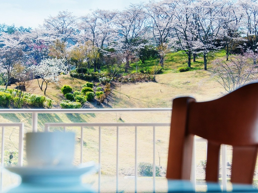 登り、下り、そして店での美しく爽やかな景色をお楽しみ下さい。