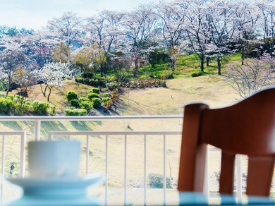 登り、下り、そして店での美しく爽やかな景色をお楽しみ下さい。