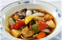 四万十町産の厳選米豚を使用した錦山特製だれの酢豚です。
昔ながらの極上酢豚を是非♪