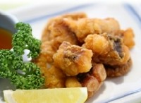 広島県産のジューシーな厳選牡蠣を使用しています。秋季から冬季にかけての一押しメニューです！