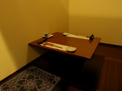 水入らずの時間を過ごし、少人数で利用しやすい3つの個室