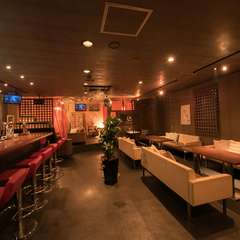 貸し切りでは大規模なパーティーも可能