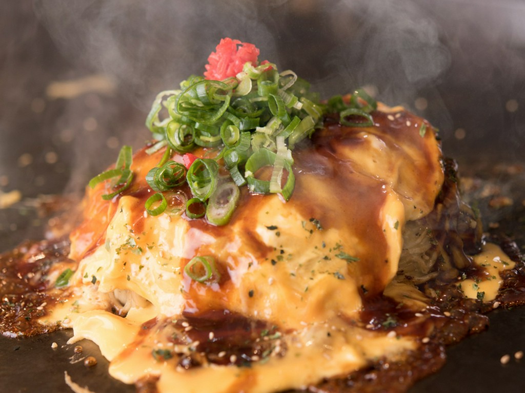 いろいろな具材が楽しめる『KUWAスペシャル焼き』