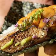 当店の名物！ウニとのどぐろ炙りの最高コラボレーション。