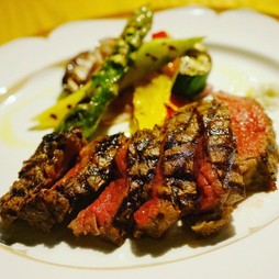 本日の肉料理(today' Meat Specialty)