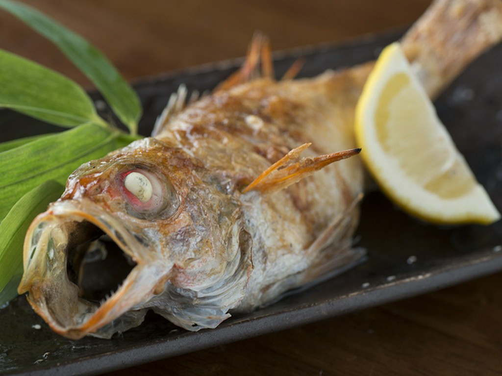 抜群に脂が乗った、石川県が誇る高級魚『のどぐろの塩焼き』
