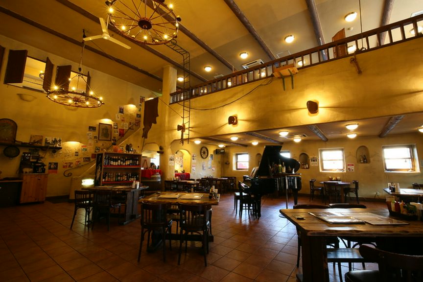 80名より貸し切り可能、広々スペースはパーティにおすすめ