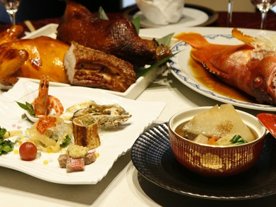 無添加の食材や薬膳、漢方を取り入れた、厳選素材を使用